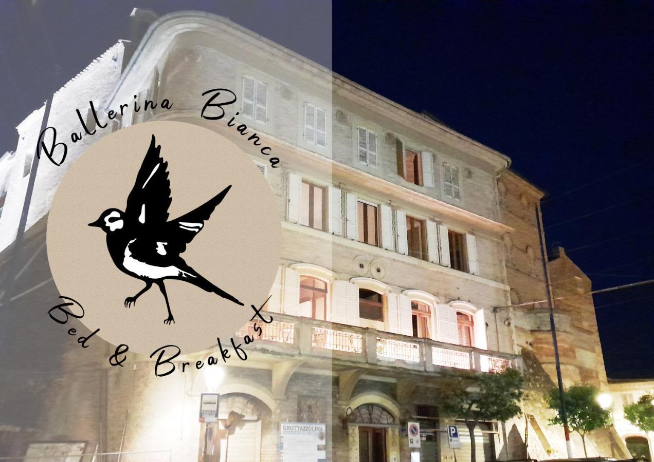 Grottazzolina Ballerina Bianca Bed & Breakfast מראה חיצוני תמונה